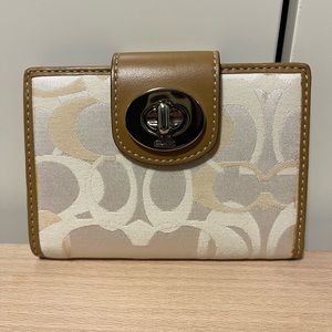 Coach // Bifold Wallet with Twist Lock (Beige-Tan)